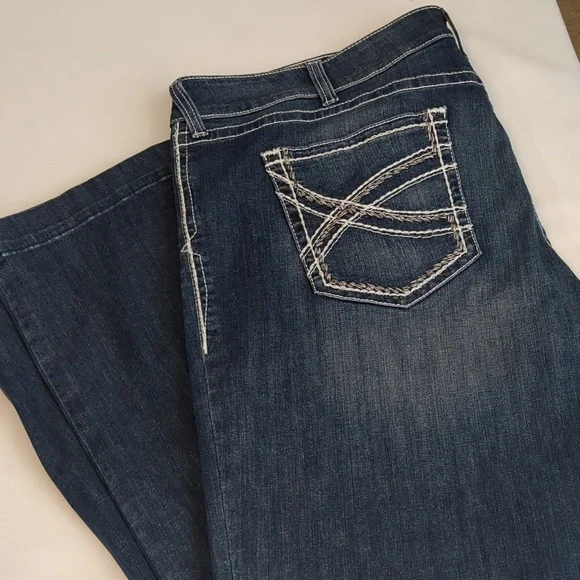 Ariat Women's Straight Leg Jeans - Blue - Picture 7 of 16